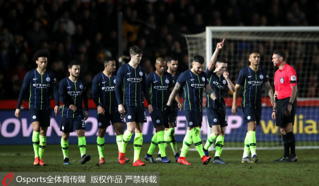  曼城边锋福登替补登场梅开二度导演逆转好戏